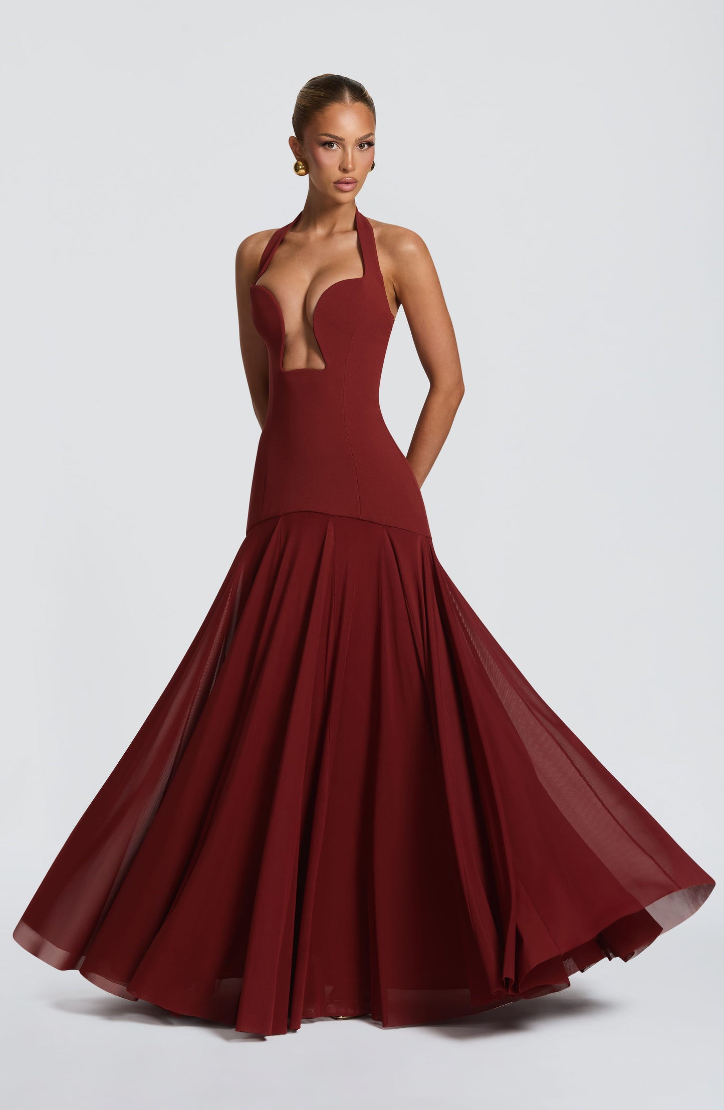 JADA | MESH PLUNGE MAXI DRESS