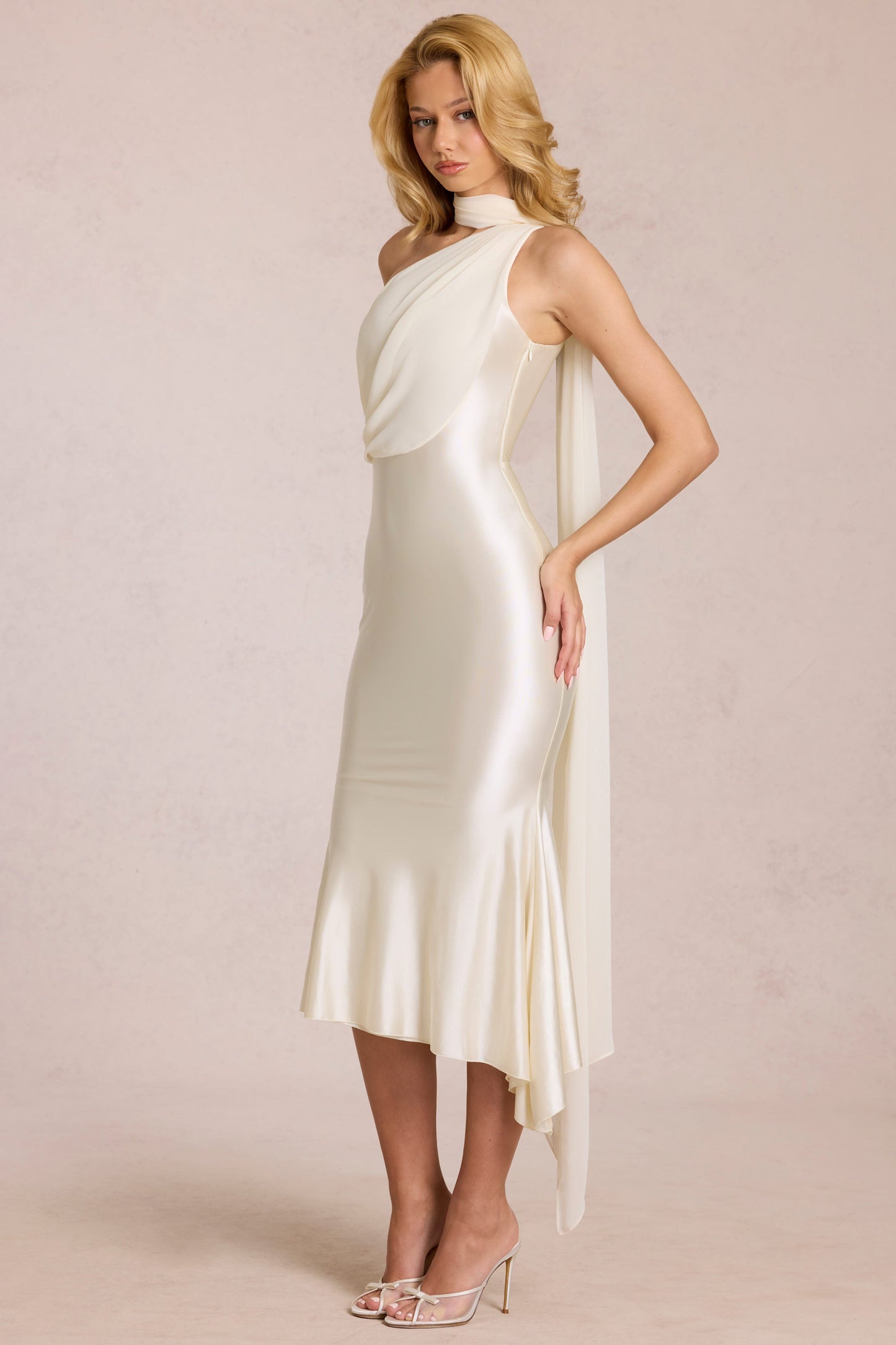 JULIANA | PLEATED V MIDI DRESS