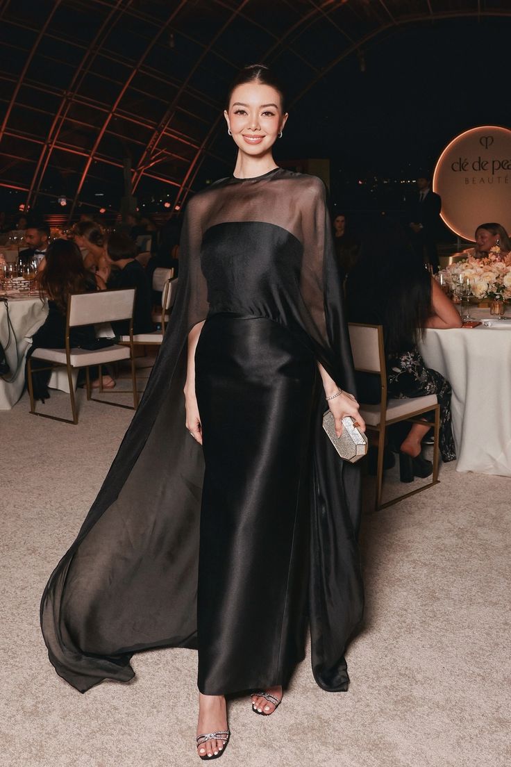 JULIANNE | FORMAL GOWN - Black