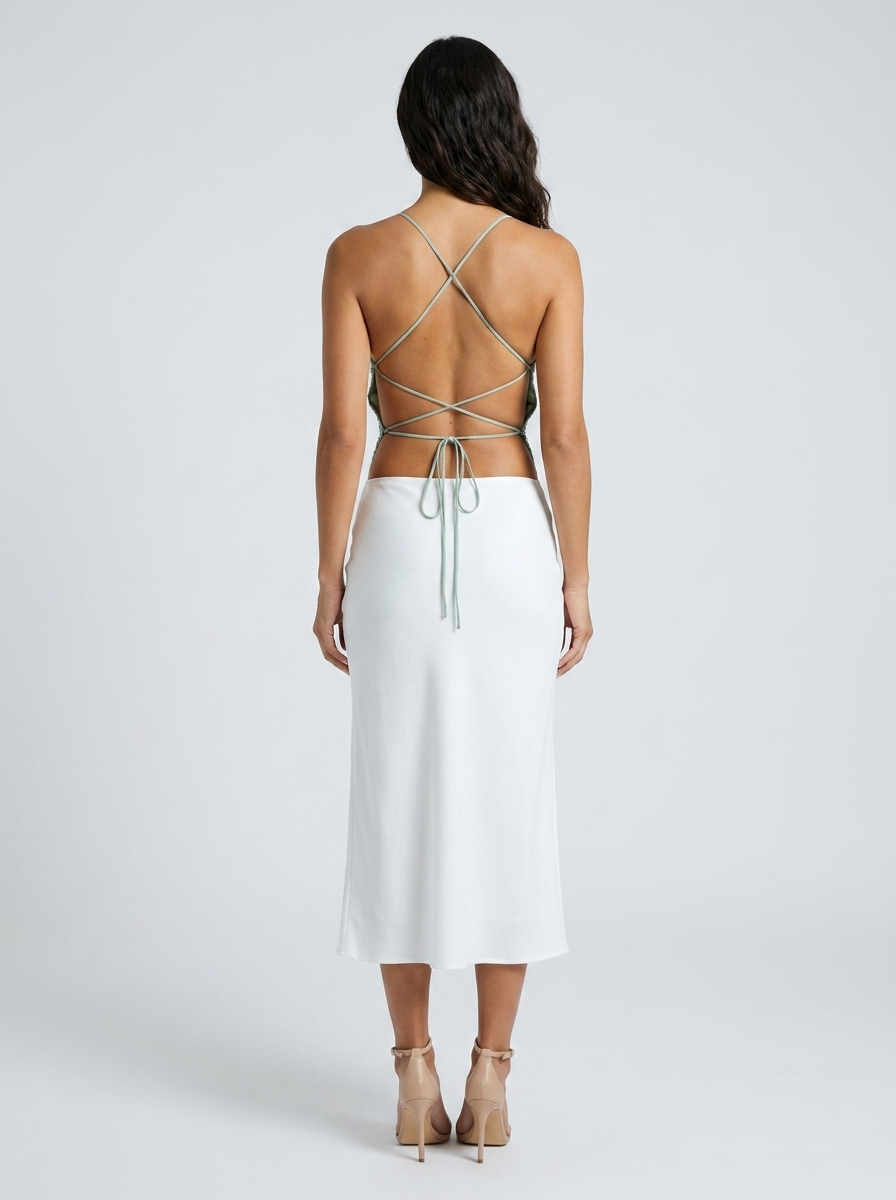 PRIYA | FLORAL PLUNGE TOP