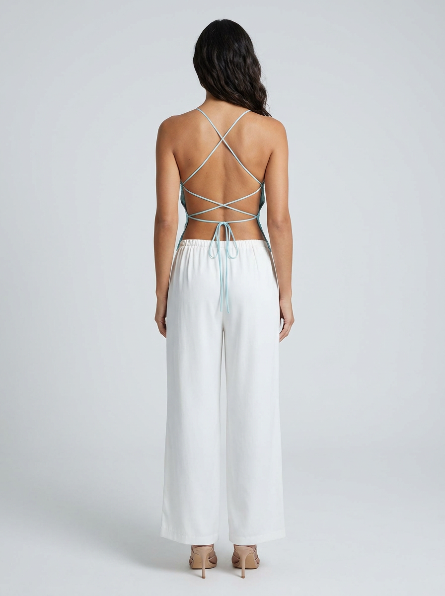 PRIYA | FLORAL PLUNGE TOP