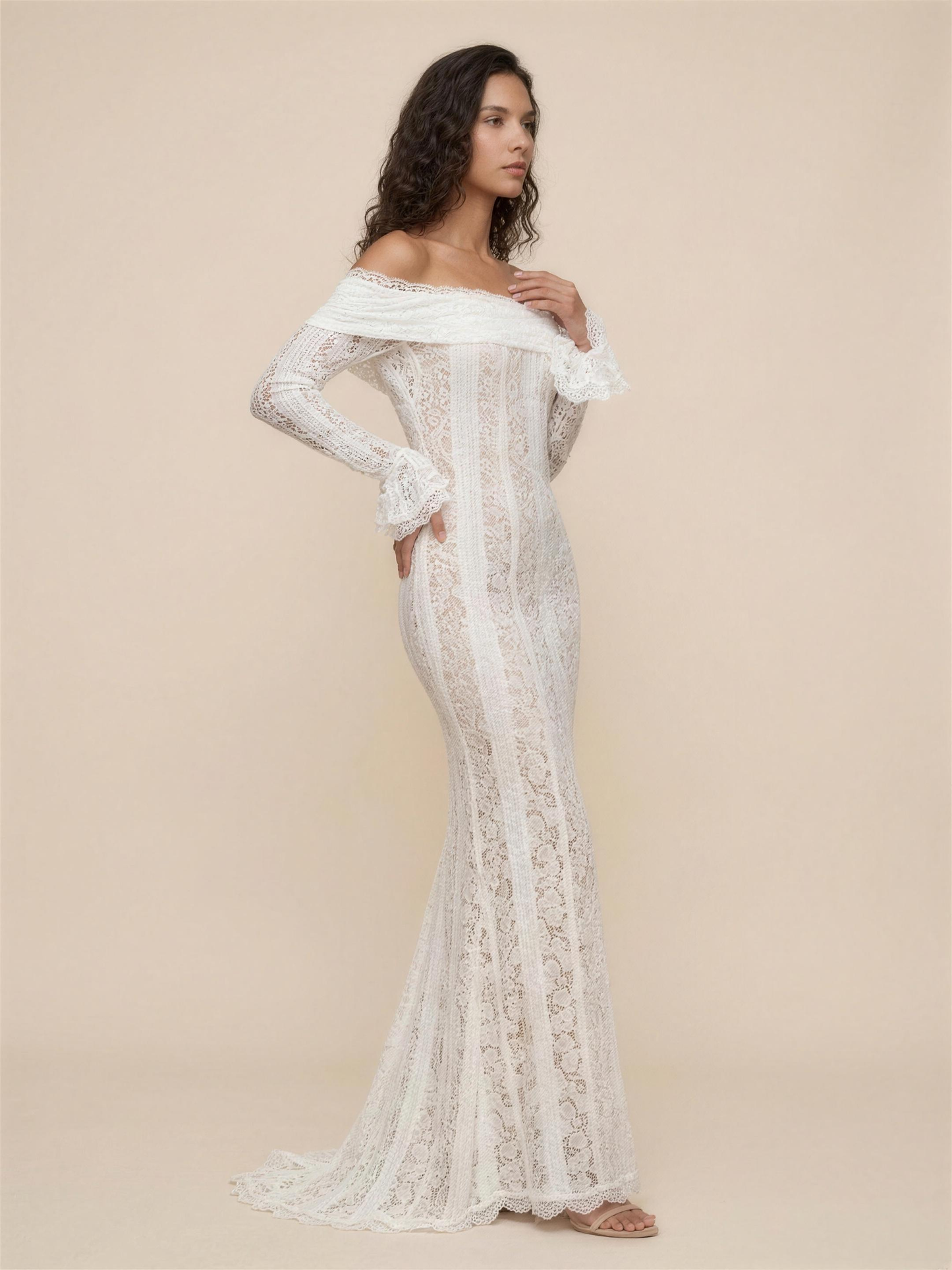 KALANI | RUFFLE MAXI DRESS - White