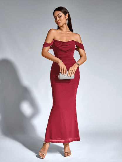 ALIDA | OFF SHOULDER MAXI DRESS - Burgundy