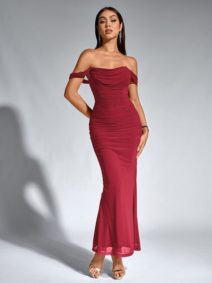 ALIDA | OFF SHOULDER MAXI DRESS - Burgundy