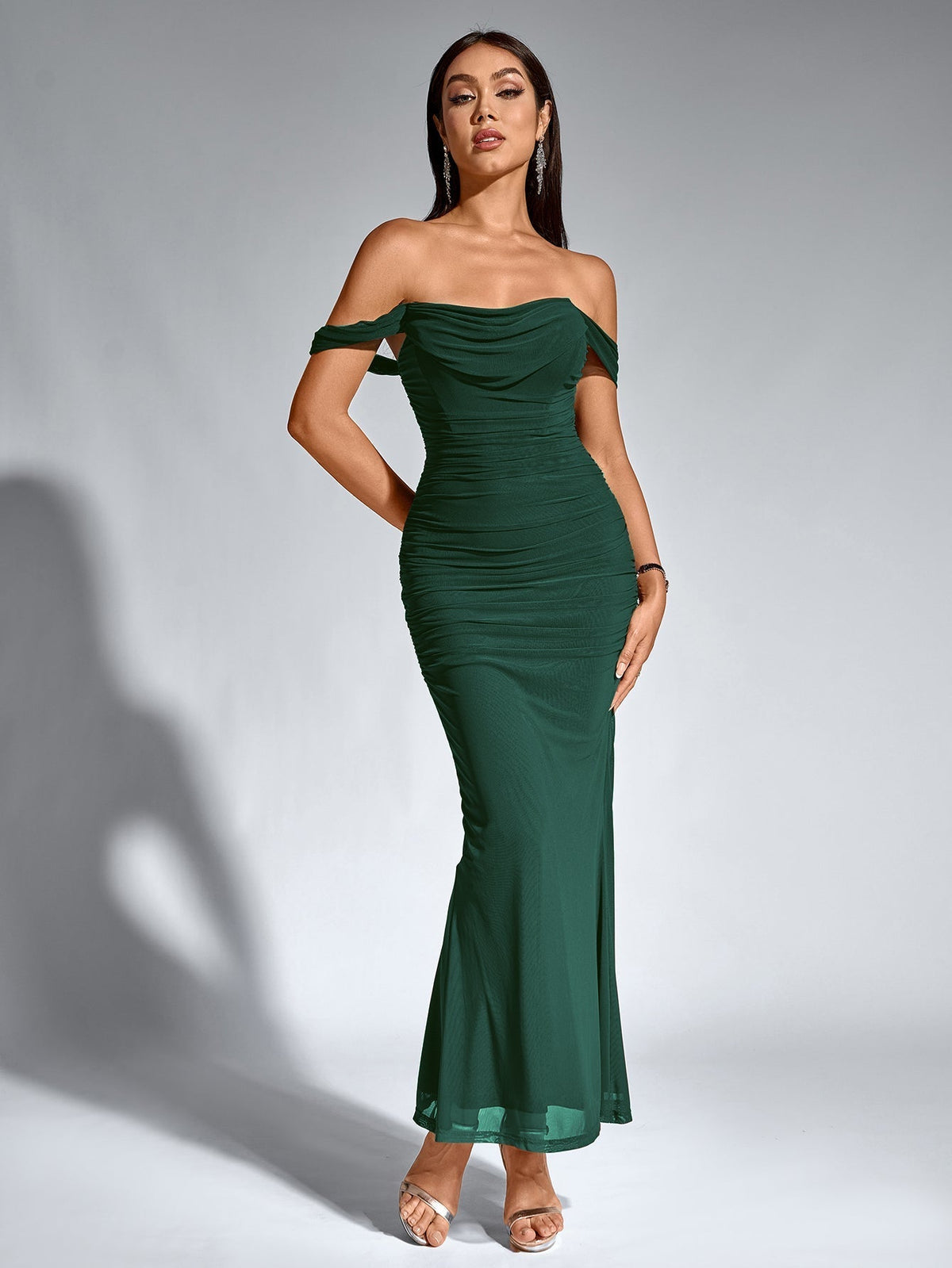 ALIDA | OFF SHOULDER MAXI DRESS - Dark Green