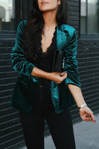 ALMIRA | NOTCHED LAPEL VELVET BLAZER - Emerald Green