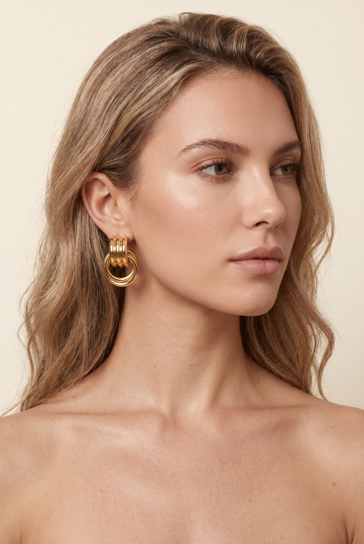 AMBERLY | SCULPTED KNOT HOOP EARRINGS - Gold