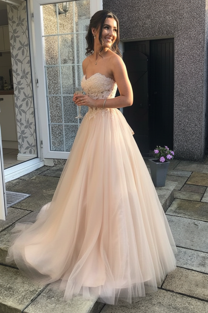 ANTHEA | LACE TULLE GOWN - Champagne