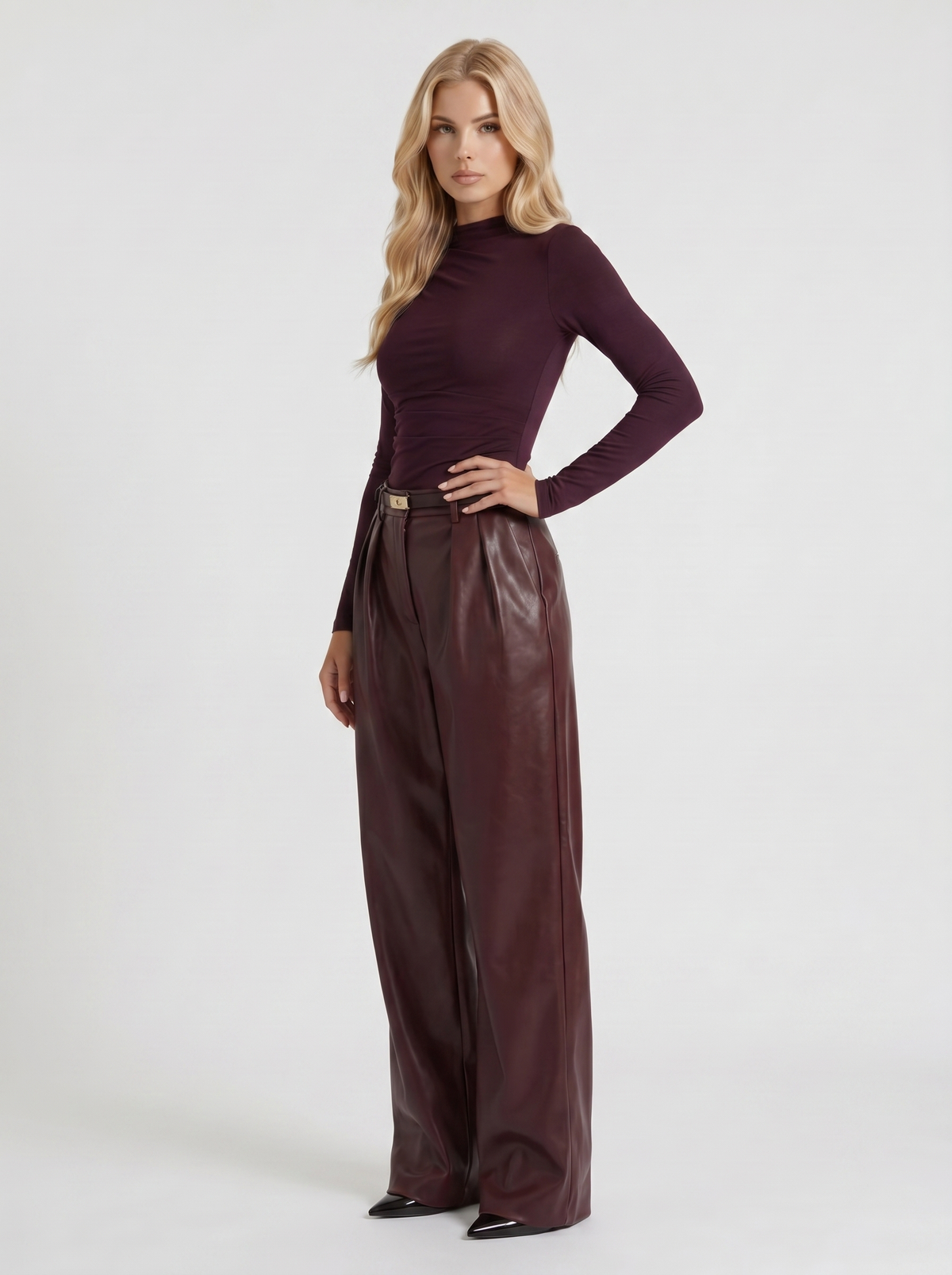 AVANI | FAUX LEATHER WIDE LEG PANTS - Burgundy