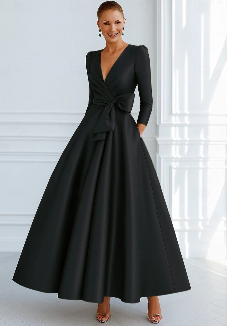 BETTINA | V-NECK SATIN GOWN - Black