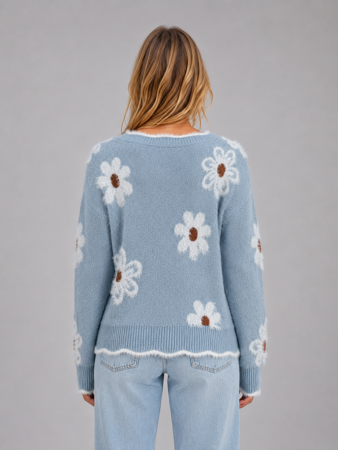 CATRIN | FLORAL V-NECK SWEATER - Light Blue Floral