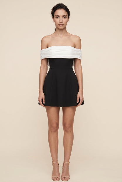 DAELYN | OFF-SHOULDER BOW MINI DRESS - Black and White