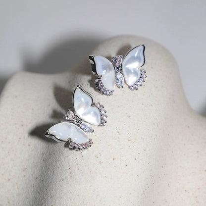 EMELINE | PEARL BUTTERFLY STUD EARRINGS - Silver