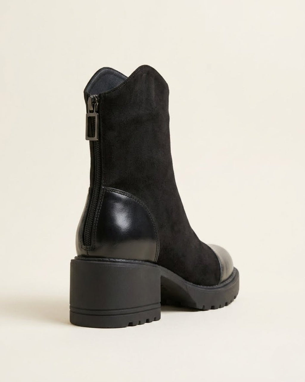 EUDORA | SUEDE ANKLE BOOTS