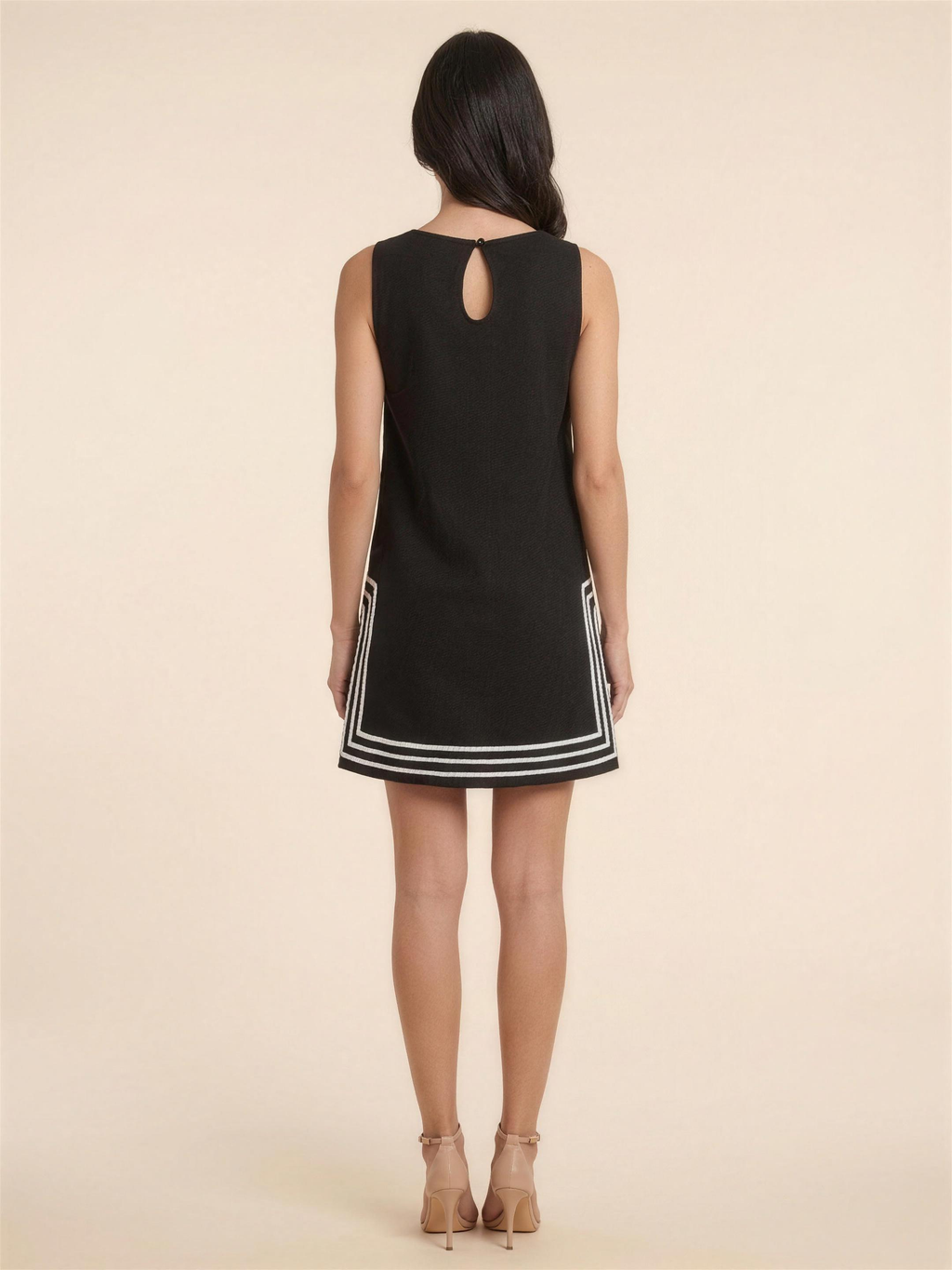 GELSEY | SLEEVELESS A-LINE SHIFT MINI DRESS - Black