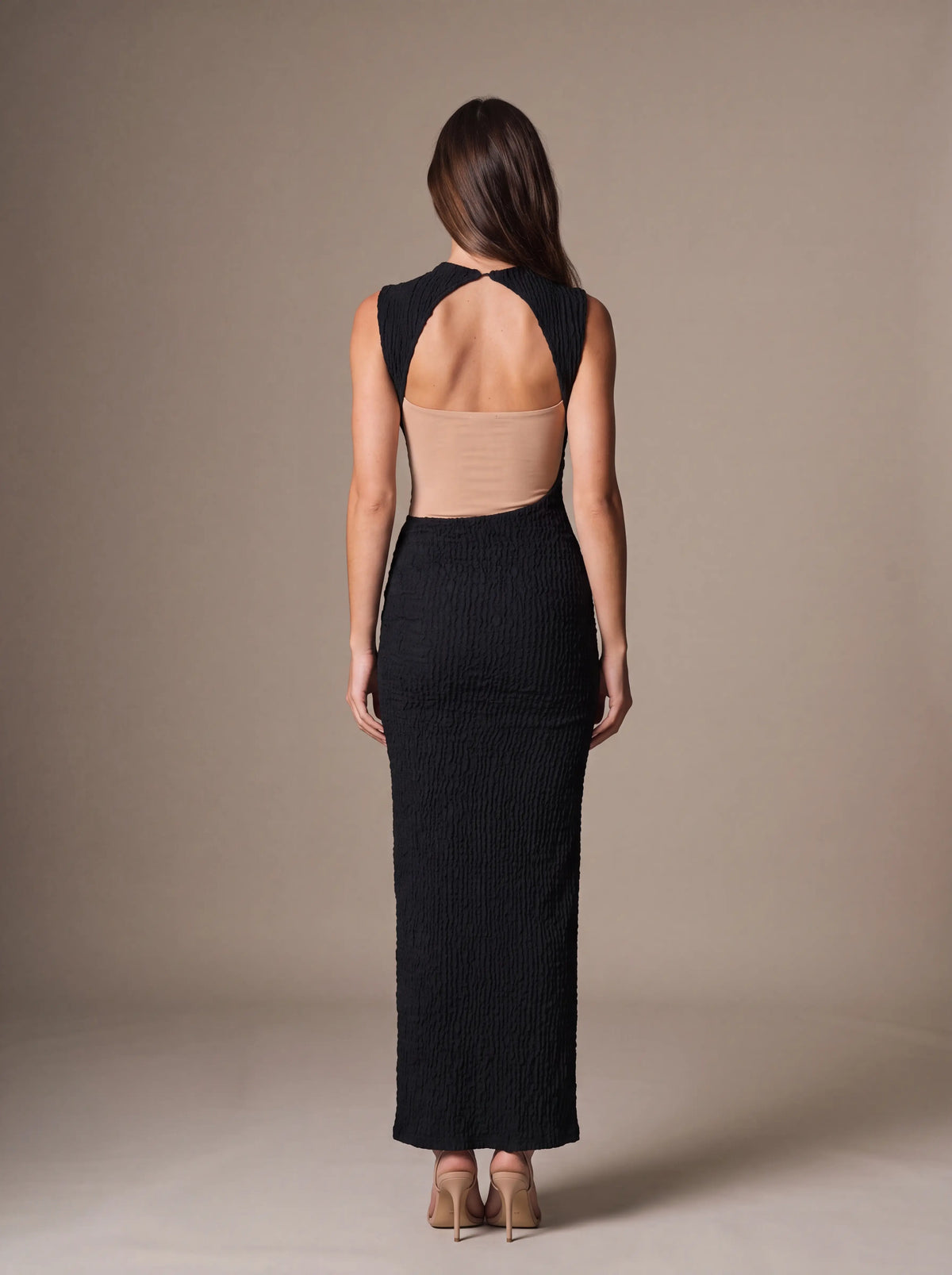 GISELA | CUTOUT MAXI DRESS - Black