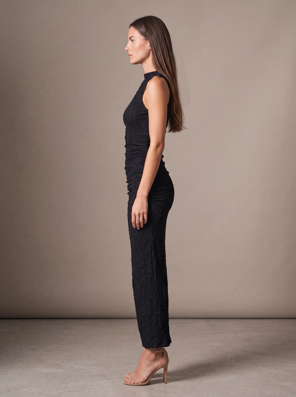 GISELA | CUTOUT MAXI DRESS - Black