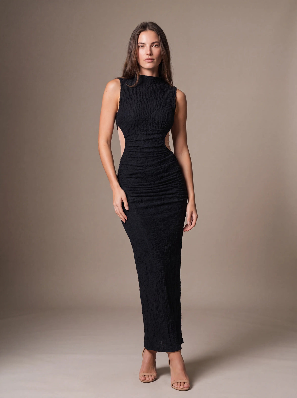 GISELA | CUTOUT MAXI DRESS - Black