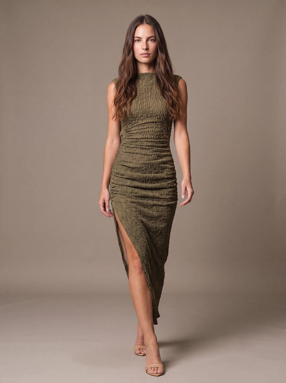 GISELA | CUTOUT MAXI DRESS - Olive