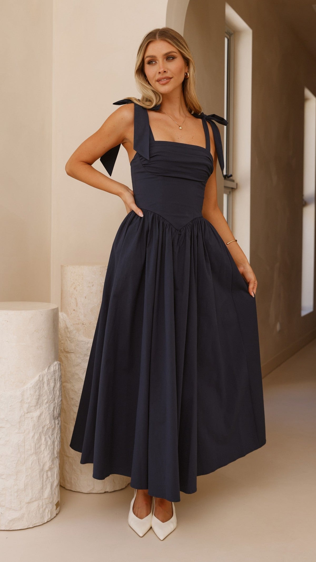 HAISLEY | TIE STRAP MIDI DRESS - Navy