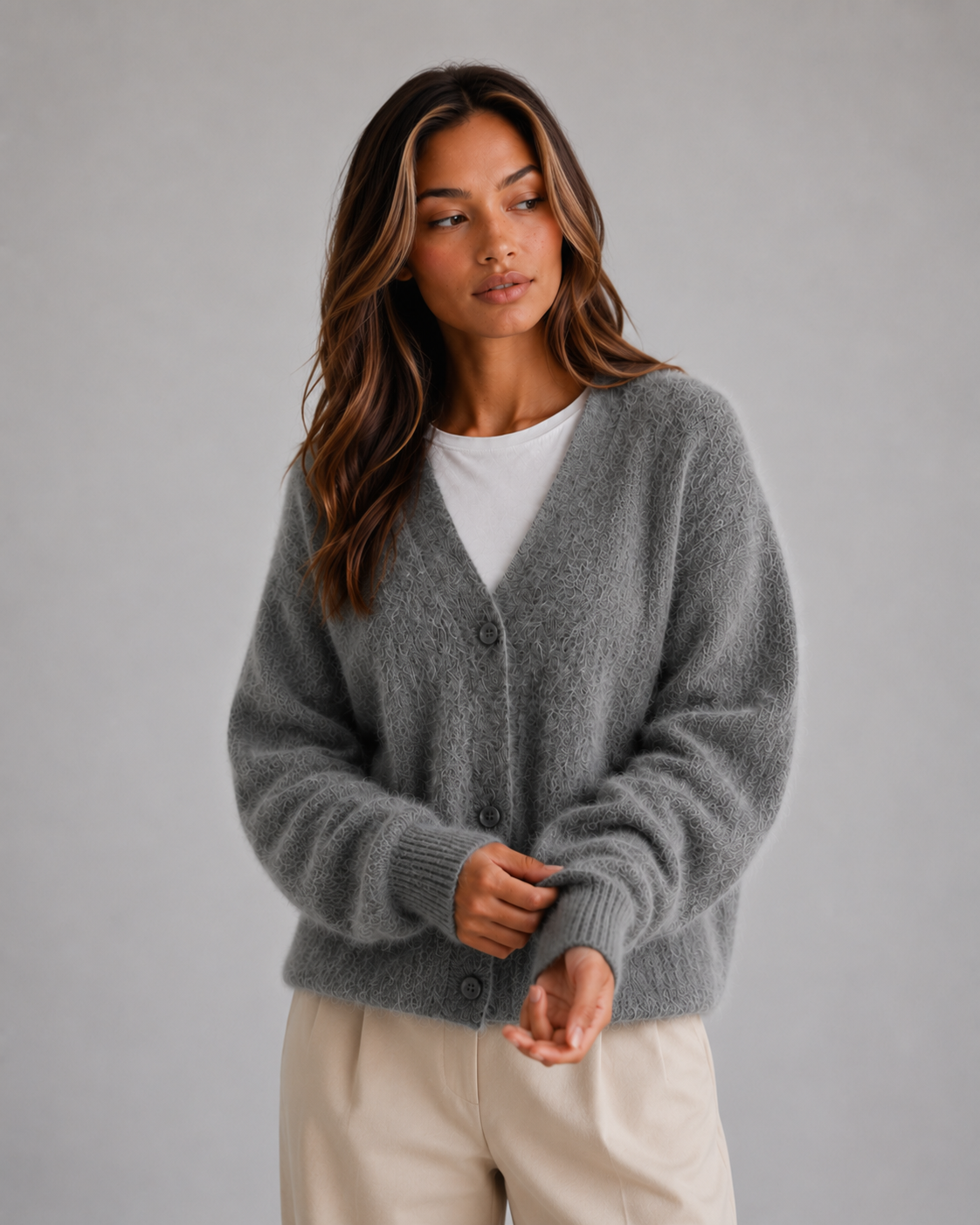 HETTA | FLUFFY V-NECK BUTTON-FRONT CARDIGAN - Dark Gray
