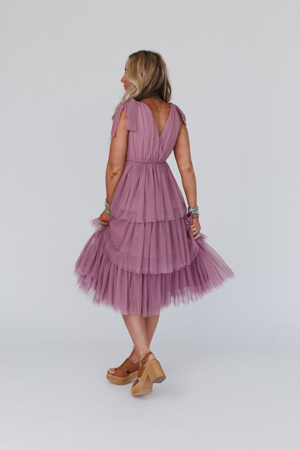 ISEULT | TIERED TULLE MIDI DRESS - Mauve