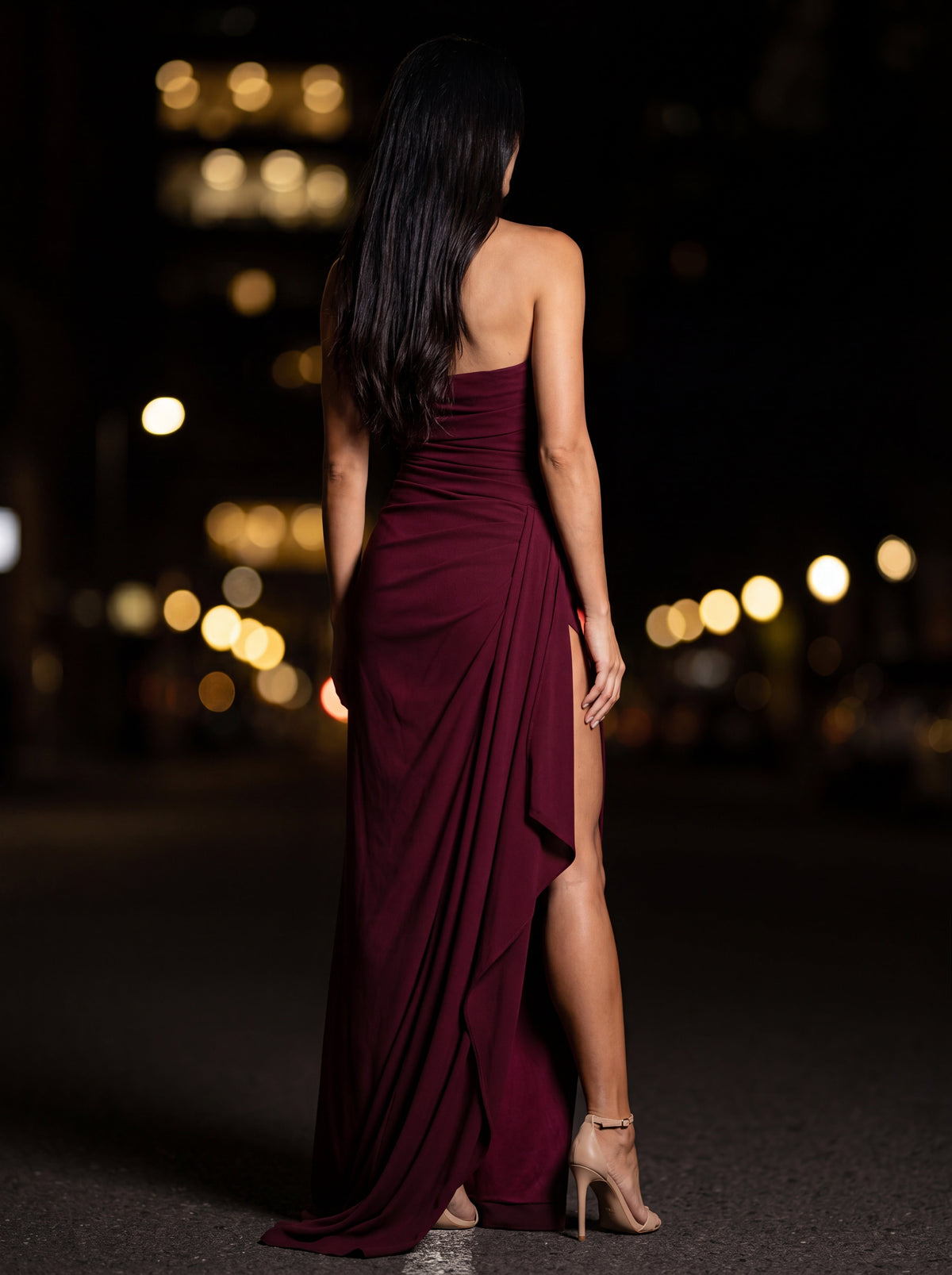 ISOLA | STRAPLESS RUCHED MAXI DRESS - Burgundy