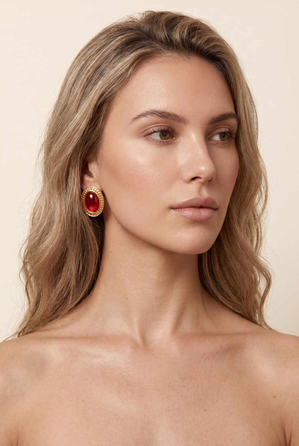 JESSAMY | TEXTURED OVAL STUD EARRINGS - Red