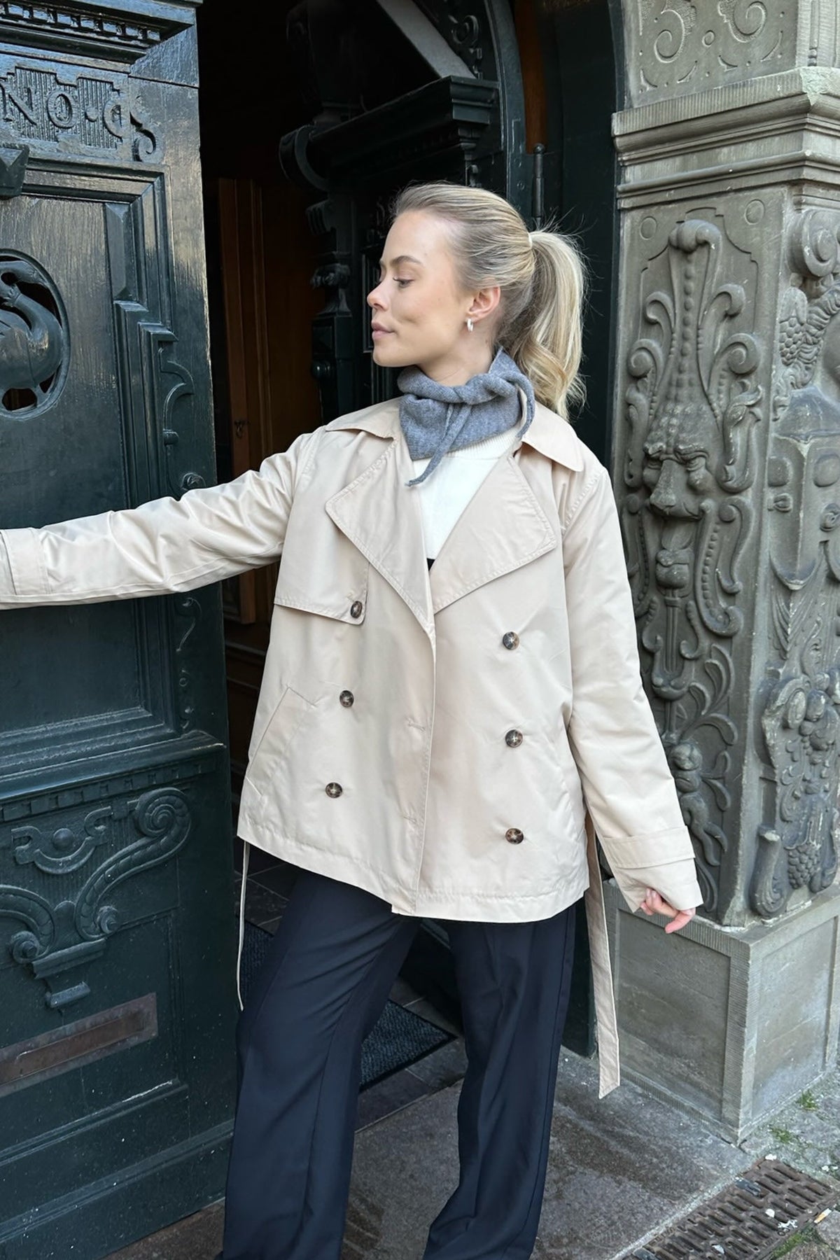 JORENE | DOUBLE-BREASTED TRENCH COAT - Beige