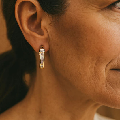 KESTREL | GOLD BAGUETTE HOOP EARRINGS - Gold