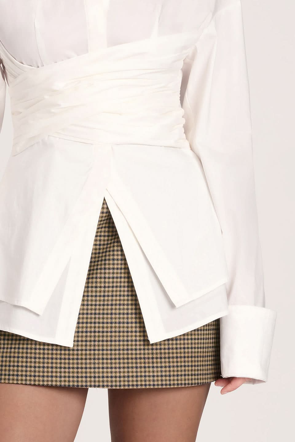 LIORA | SINCHED BLOUSE - White, detail