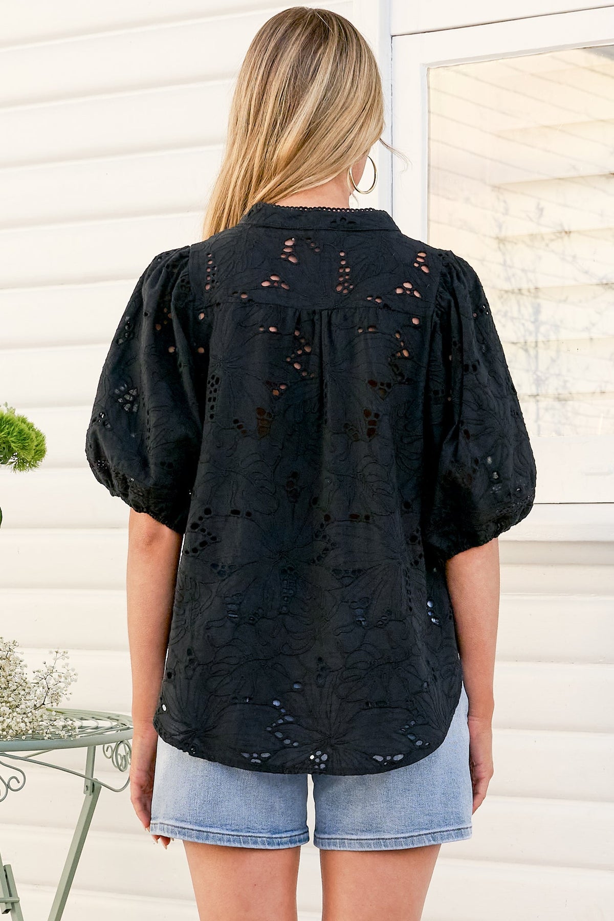 LUDOVICA | EMBROIDERED TOP
