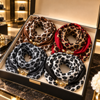 MANON | LEOPARD PRINT SCARF TOPPER
