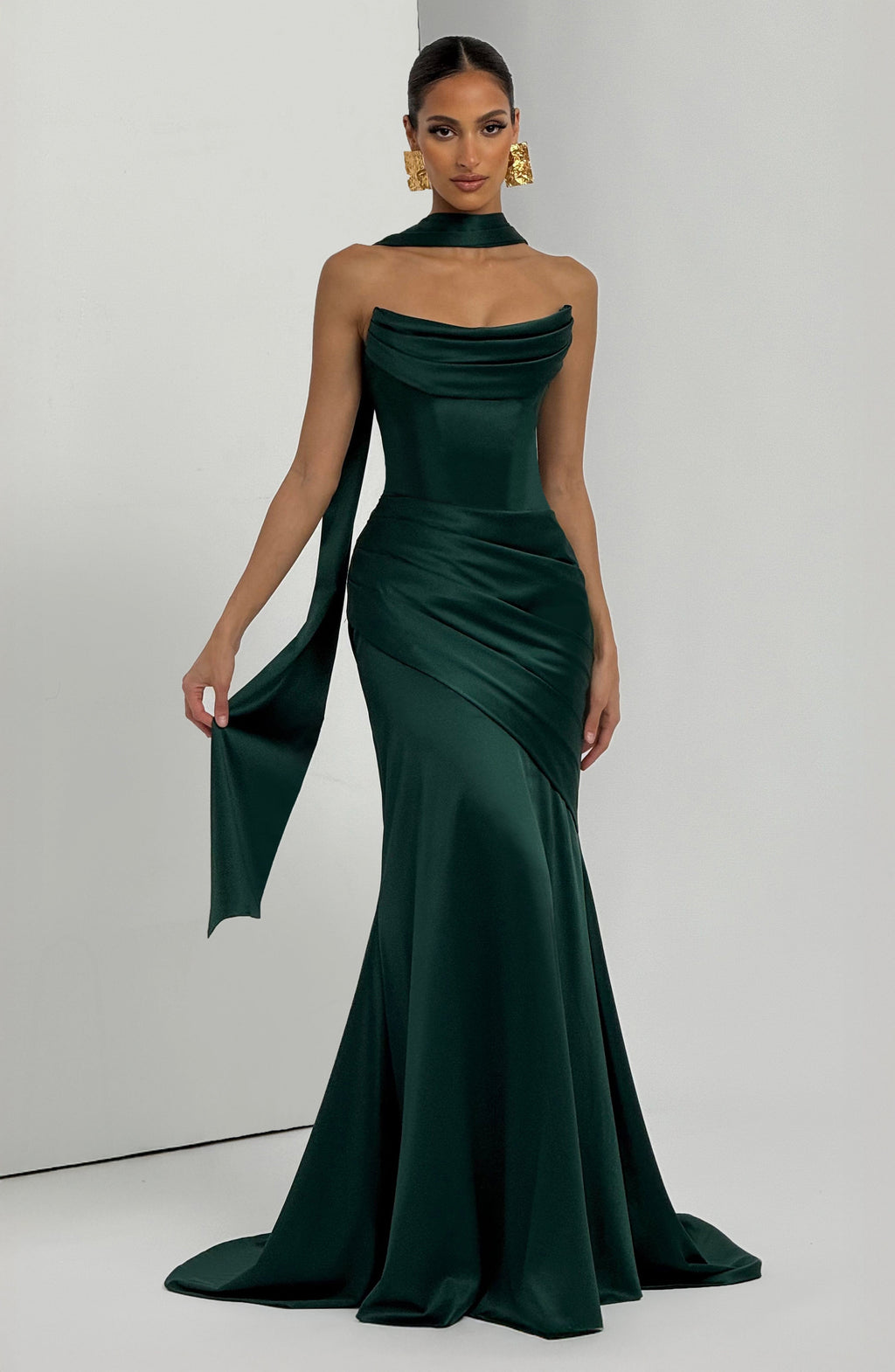 MORWEN | STRAPLESS COWL SATIN MAXI DRESS - Emerald Green