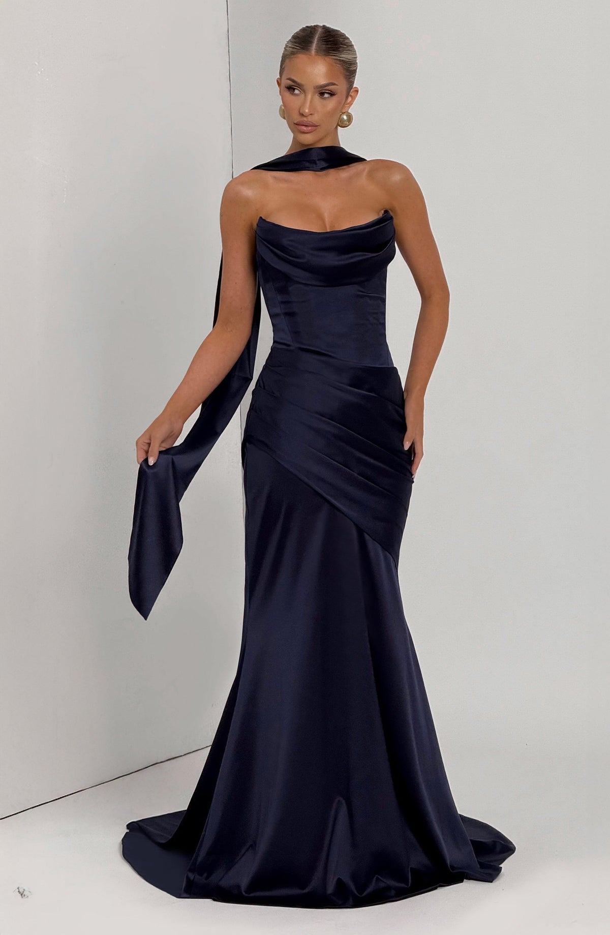 MORWEN | STRAPLESS COWL SATIN MAXI DRESS - Navy
