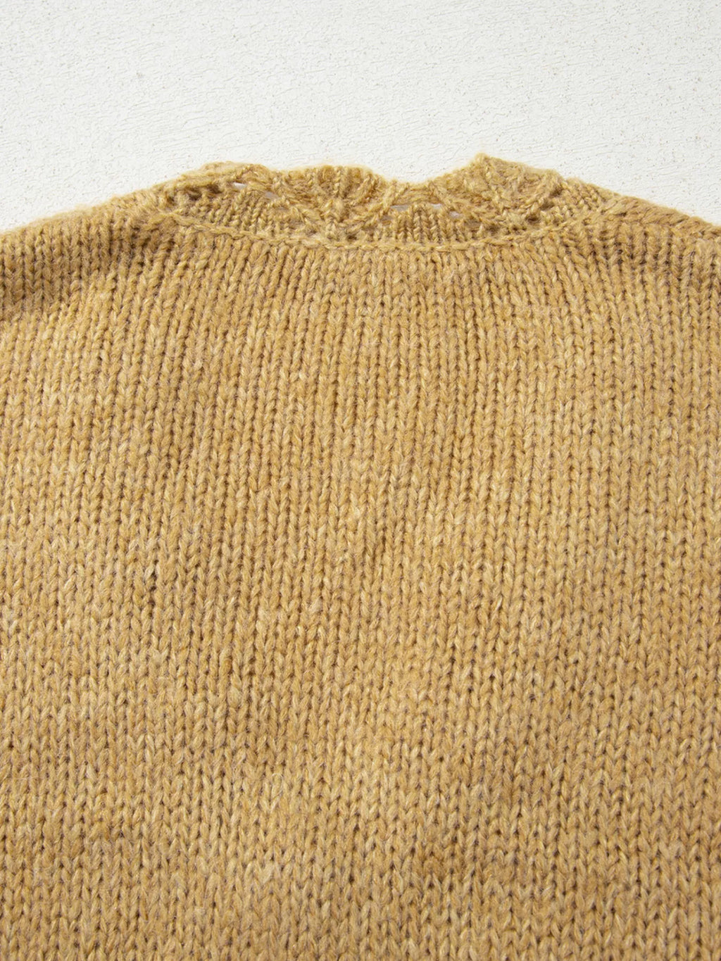 OCTAVIE | SCALLOPED LANTERN SLEEVE CARDIGAN - Mustard