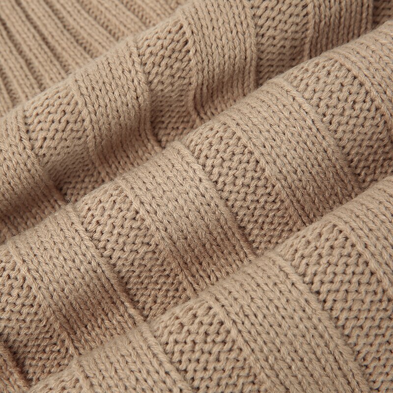 ODELINE | CABLE-KNIT COAT