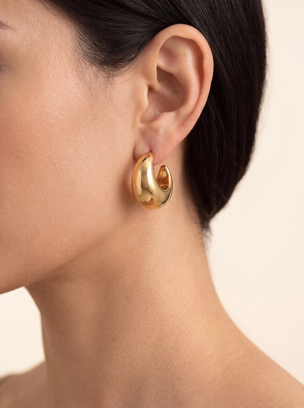 ORABELLA | GOLD CHUNKY HOOP EARRINGS - Gold