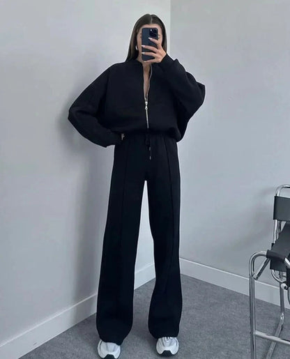 Black comfy tracksuit with oversized zip jacket and wide-leg pants
