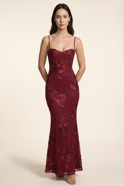 QUINTESSA | LACE-UP BACK MAXI DRESS - Burgundy