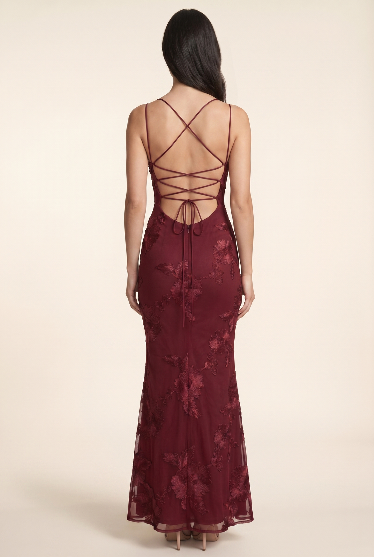 QUINTESSA | LACE-UP BACK MAXI DRESS - Burgundy