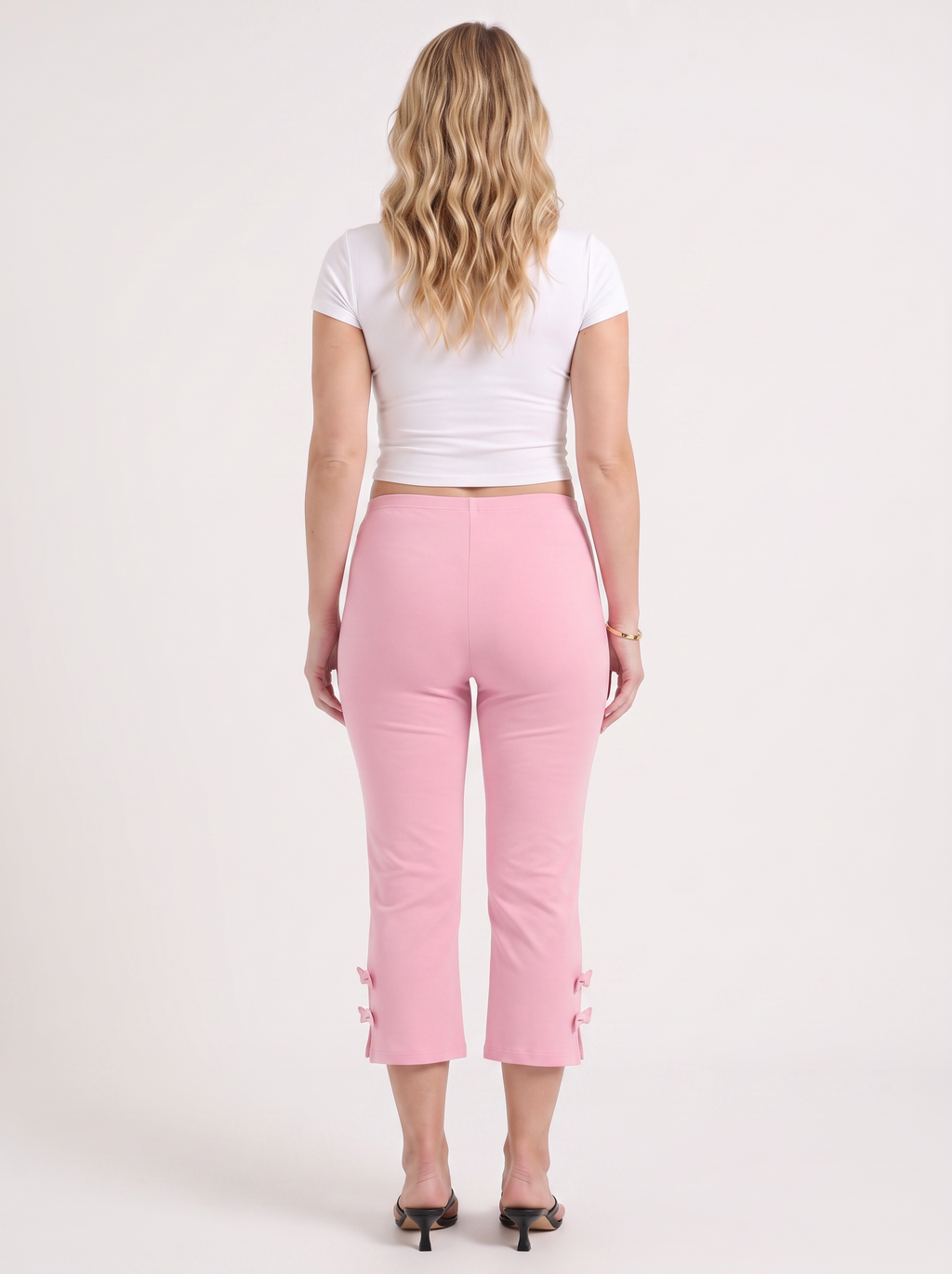 ROSARIO | BOW DETAIL CAPRI PANTS