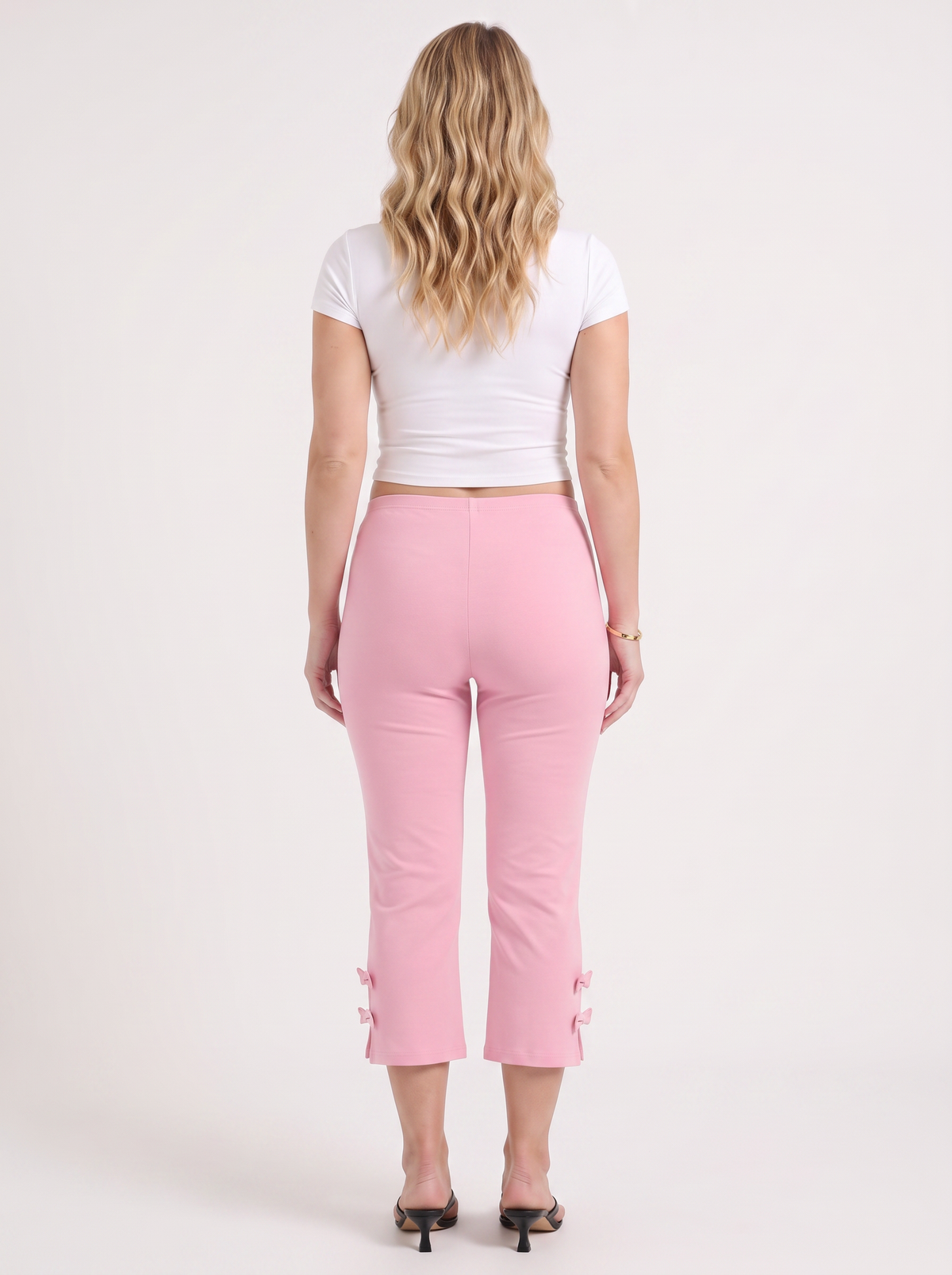 ROSARIO | BOW DETAIL CAPRI PANTS