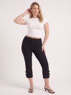 ROSARIO | BOW DETAIL CAPRI PANTS