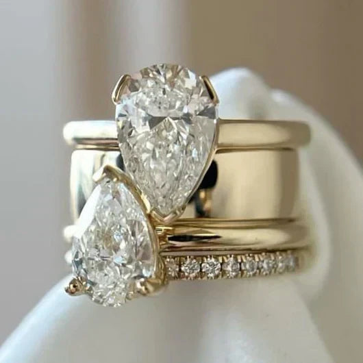 TESSALY | PEAR STONE DROP RING - Gold