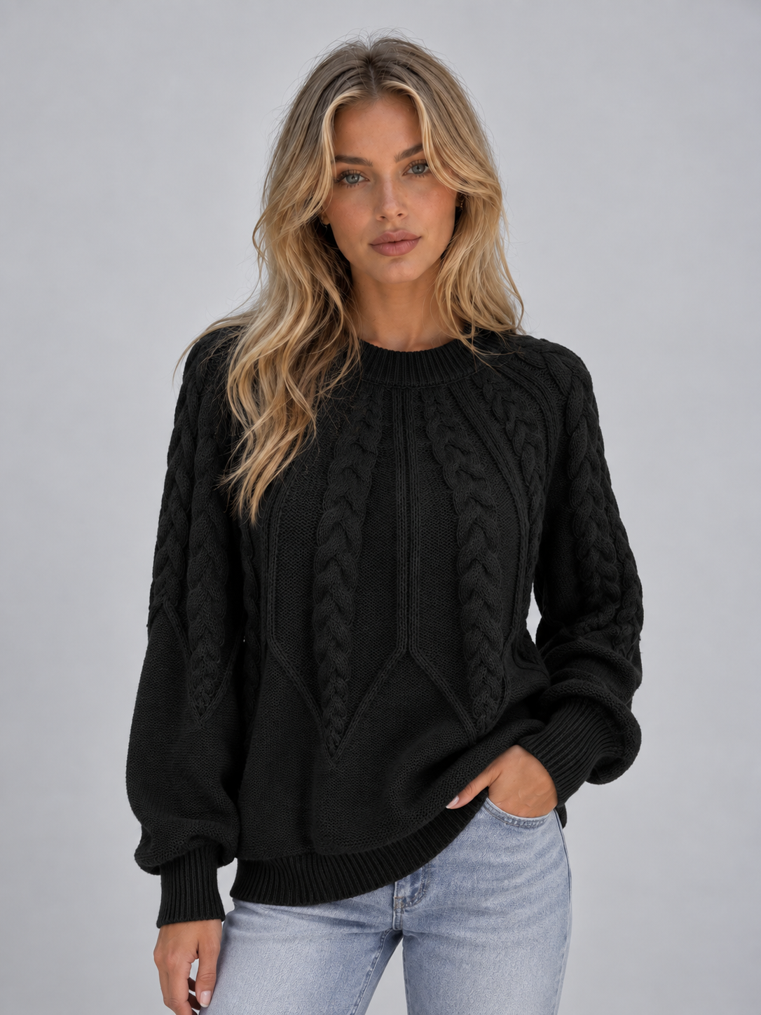 VALENTIA | CABLE KNIT CREW NECK SWEATER - Black