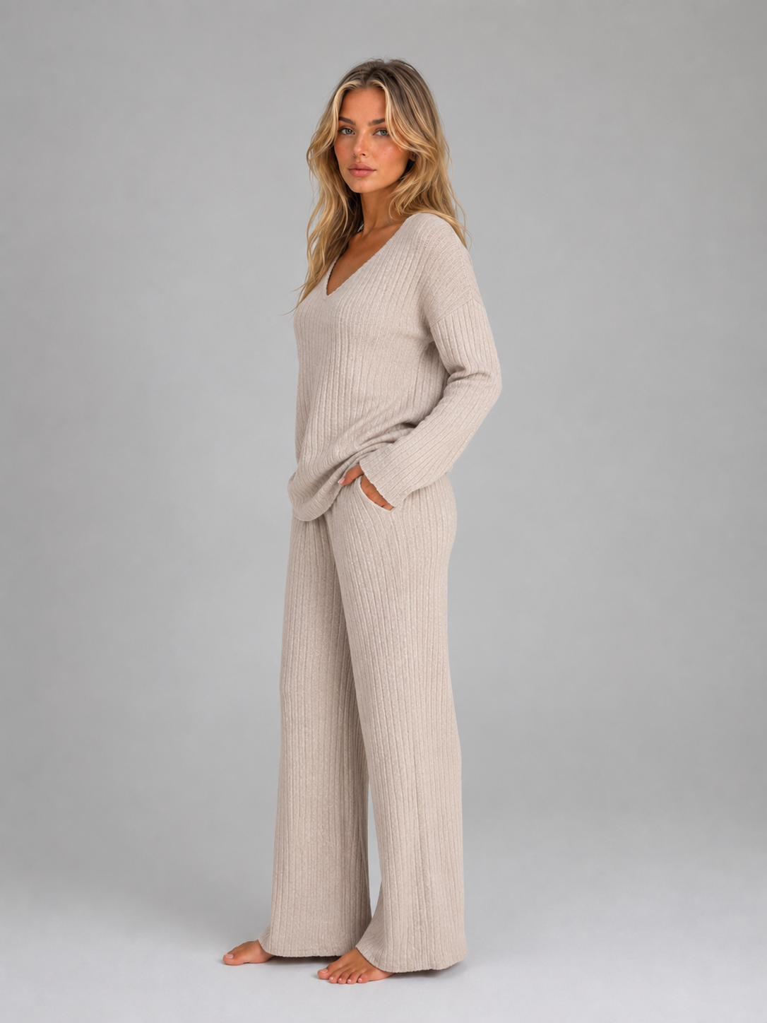 YNEZ | V-NECK SWEATER WIDE-LEG LOUNGE SET - Beige