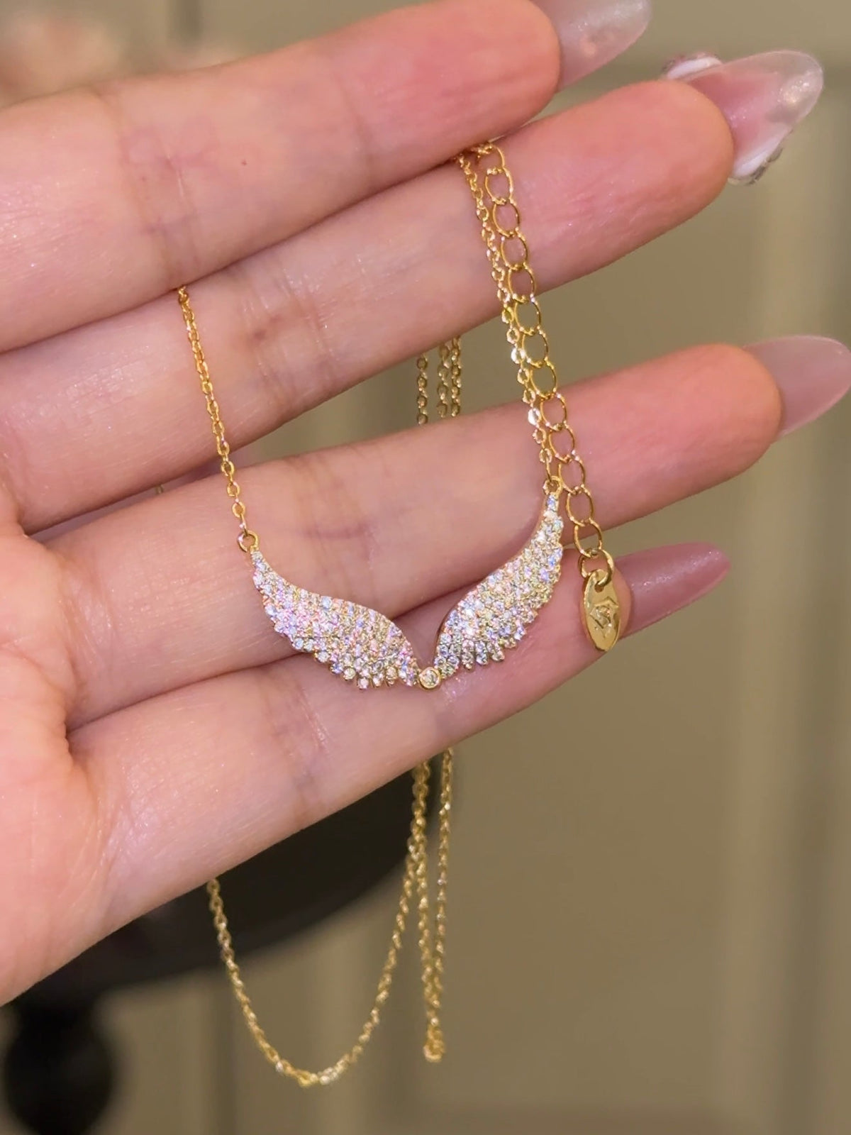 ZULEIKA | GOLD ANGEL WING NECKLACE - Gold