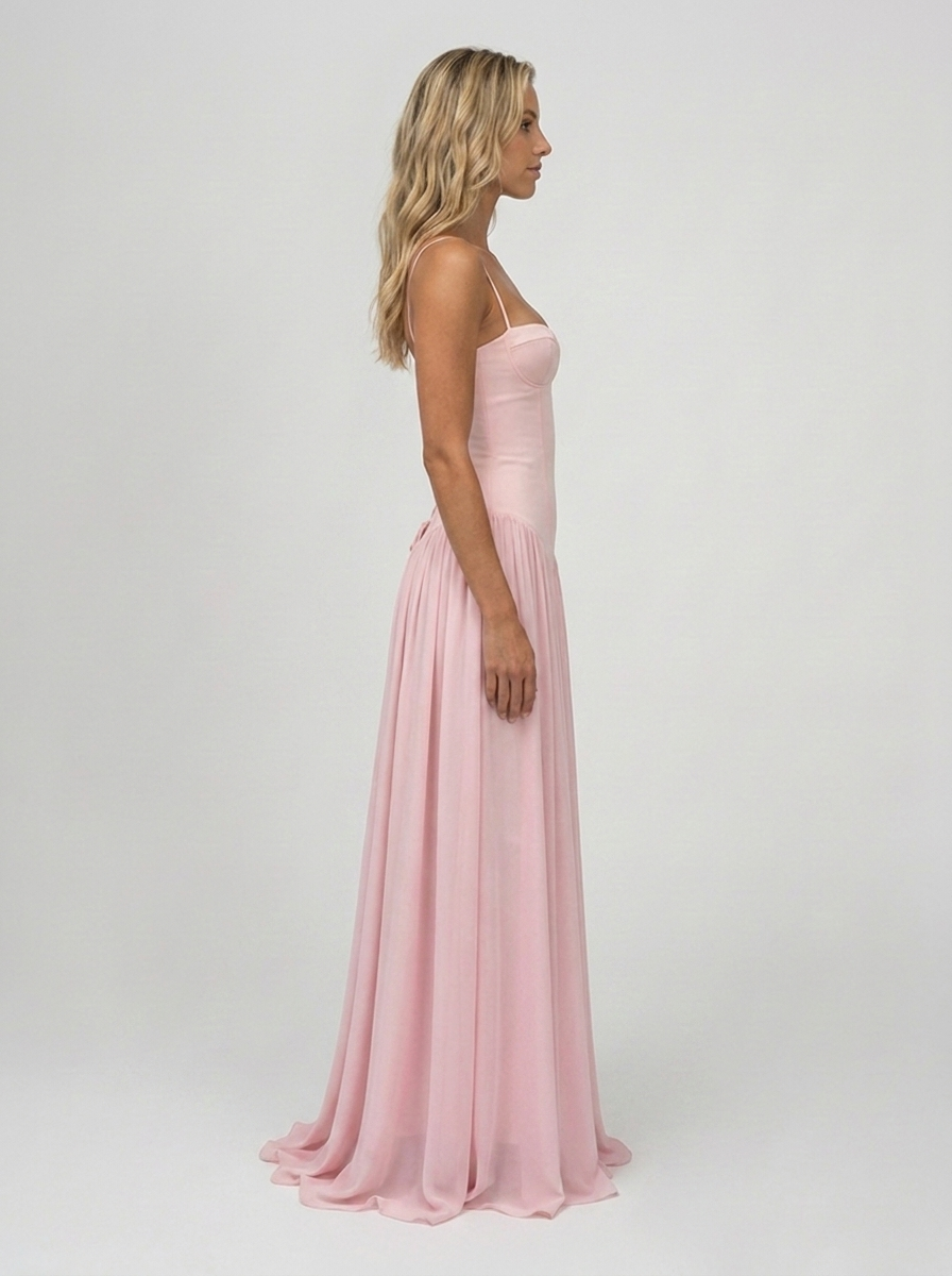 AMIRA | LACE MAXI DRESS