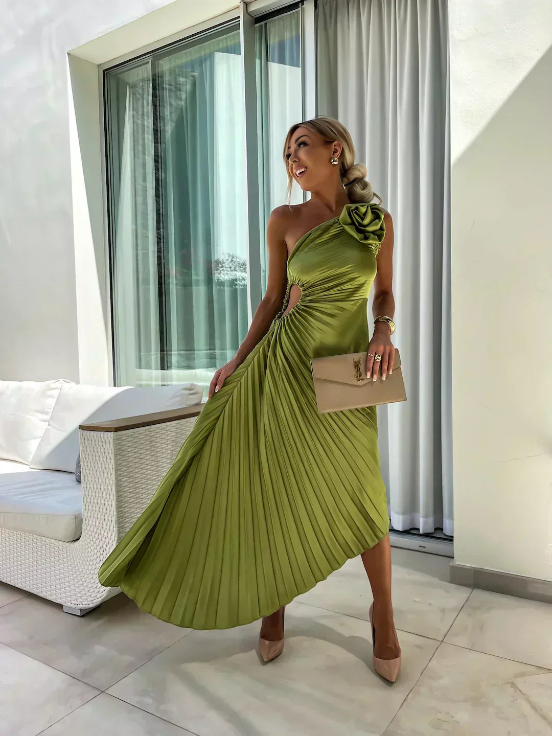 SUNDAY | ONE SHOULDER MIDI DRESS